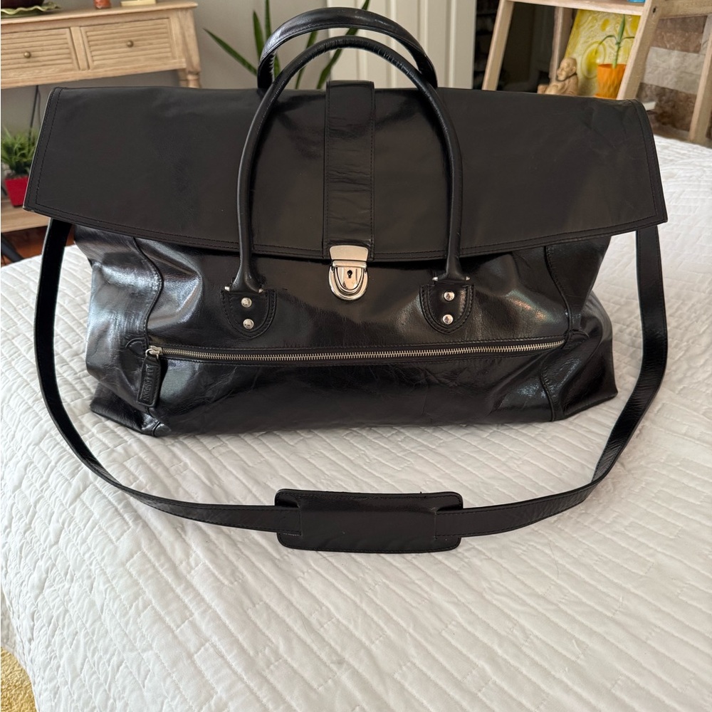 M London Black Travel Bag